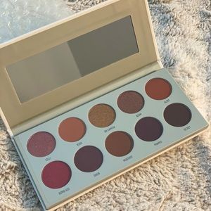 Morphe x Jaclyn Hill Ring the Alarm Eyeshadow Palette